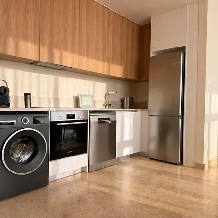 דירה Avalon Gardens B101 - Designer פאפוס