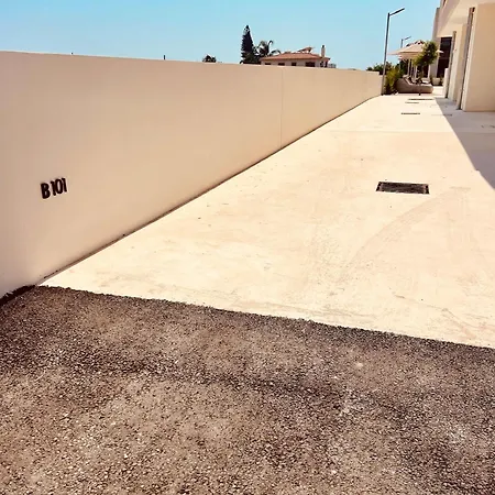 Avalon Gardens B101 - Designer